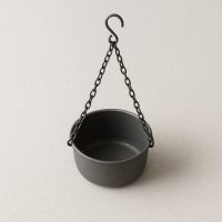 Vaso suspenso com corrente